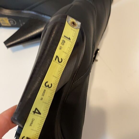 Veronica Beard Lug Sole Leather Boots with Laces Size 36 - Picture 6 of 9